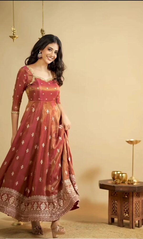 Fanta Color Shimmer Silk Fabric Gown