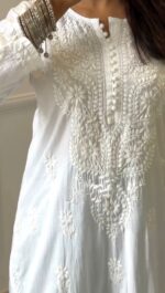 Bollywood Actress Aneet Padda White Faux Georgette Fabric Saiyaara Movie Top