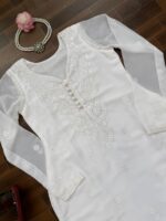 Bollywood Actress Aneet Padda White Faux Georgette Fabric Saiyaara Movie Top