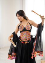 Black Color Heavy Rayon Fabric Gamthi Thread With Mirror Work Navratri Lehenga-FDVKDSP51BLACK (9) Black Color Heavy Rayon Fabric Gamthi Thread With Mirror Work Navratri Lehenga