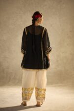 Bollywood Actress Kareena Kapoor Black Color Chinon Fabric Gota Patti Pattern Suit