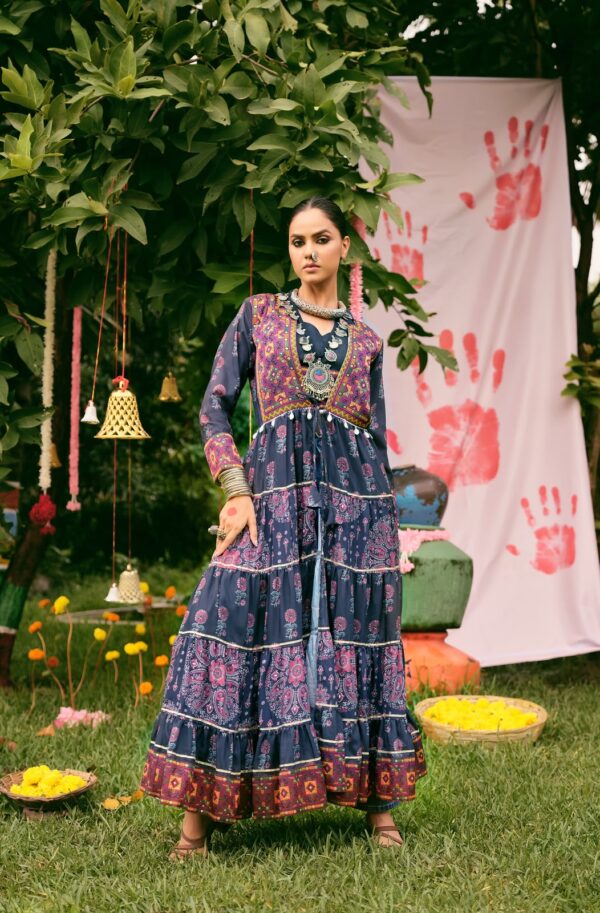 Navratri Special Multi Color Printed Cotton Fabric Jacquard Work Shrug Set