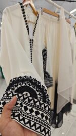 White Color Biscuit Slub Fabric Thread Work Suit